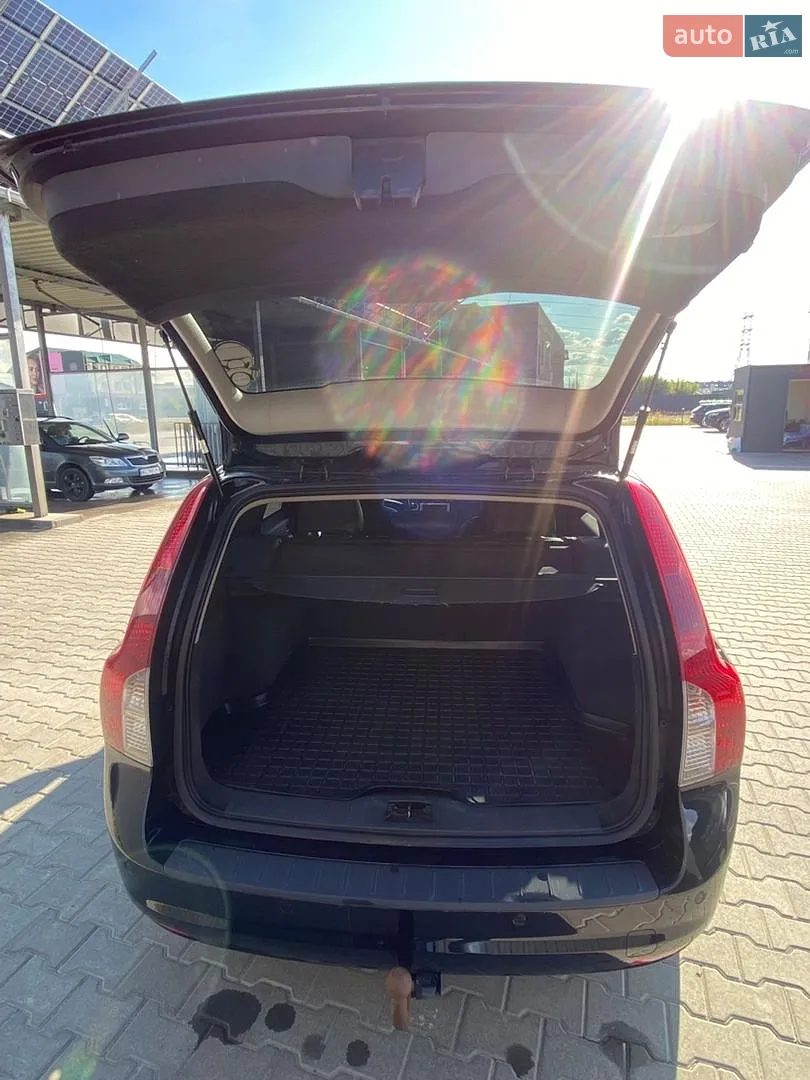 2011 Volvo V50 - мініатюра 16