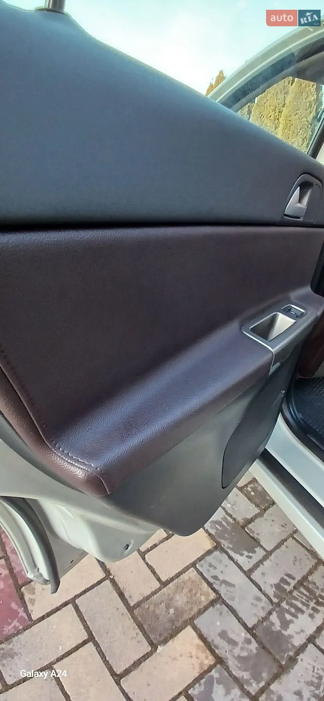 2011 Volvo V50 - мініатюра 4