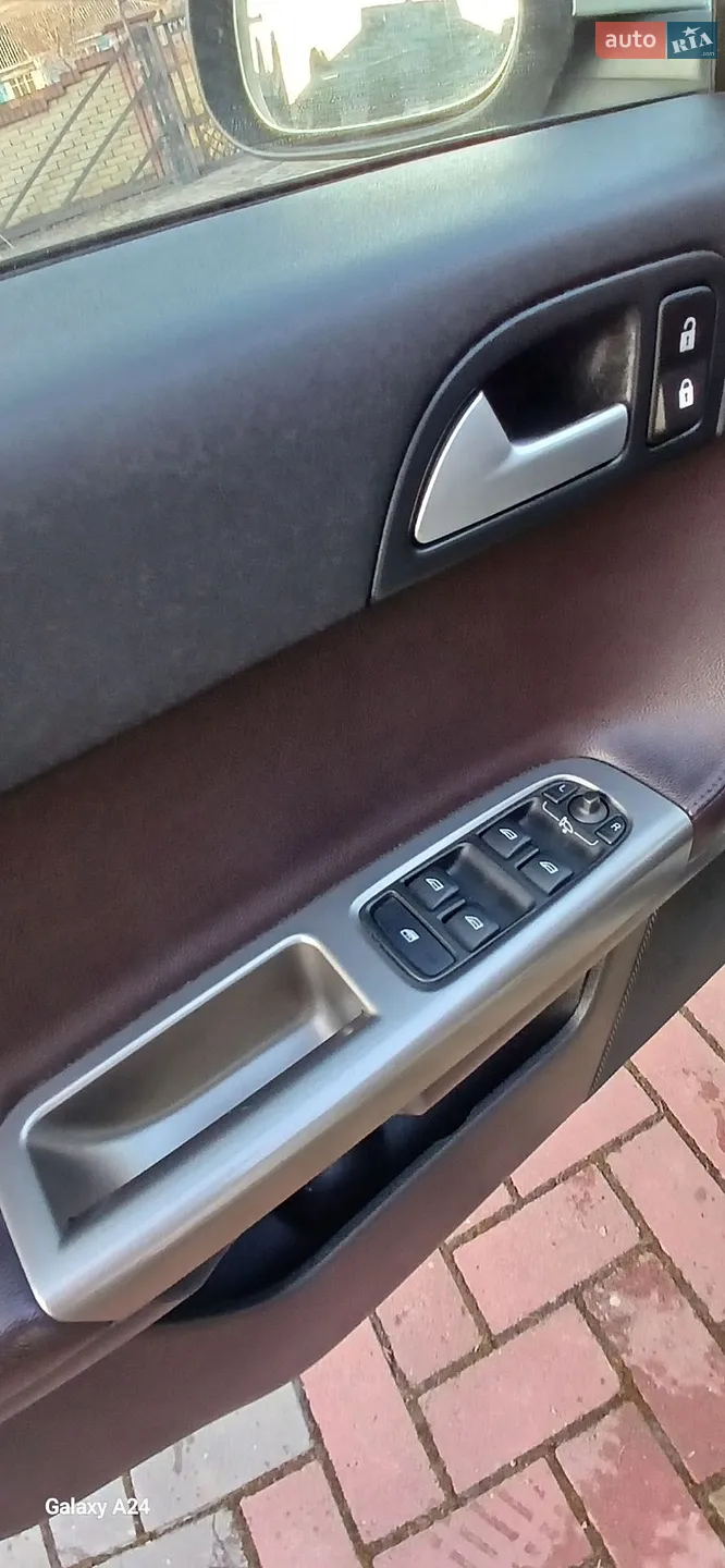 2011 Volvo V50 - мініатюра 9