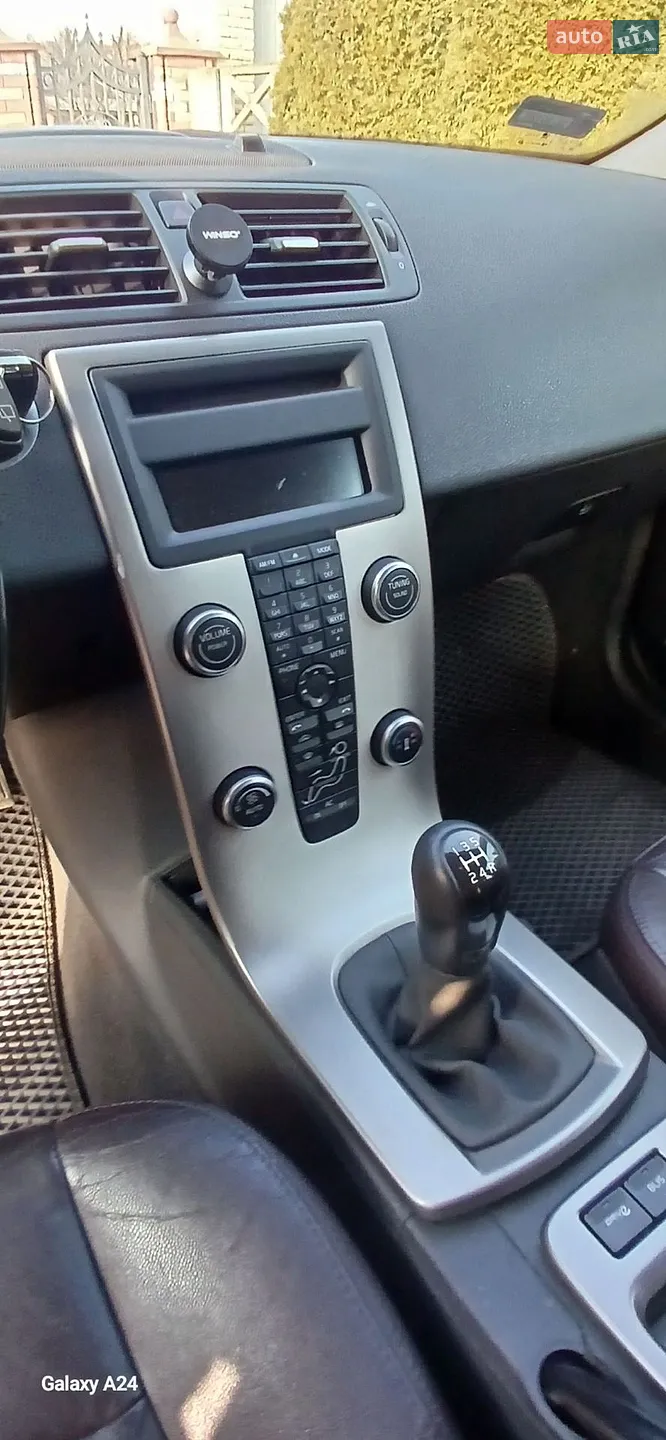 2011 Volvo V50 - мініатюра 10