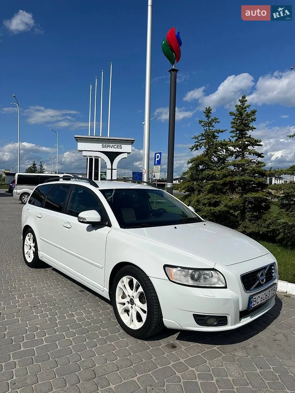 2011 Volvo V50 - мініатюра 2