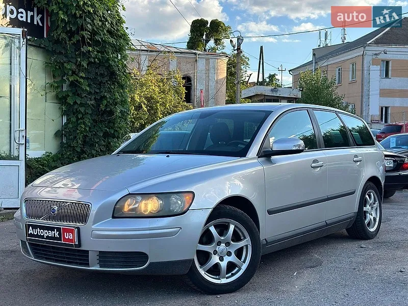 Volvo V50