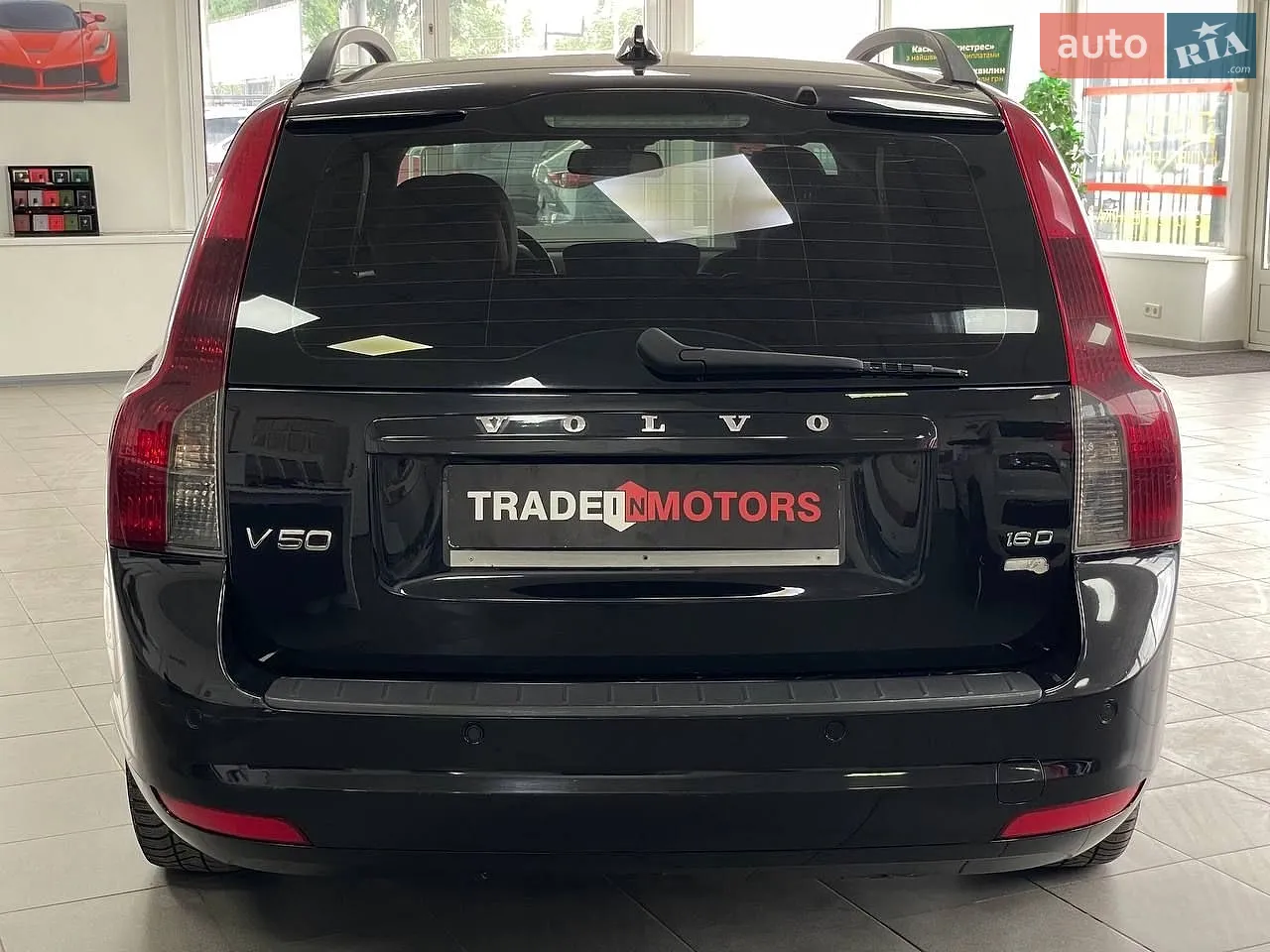 2010 Volvo V50 - мініатюра 8