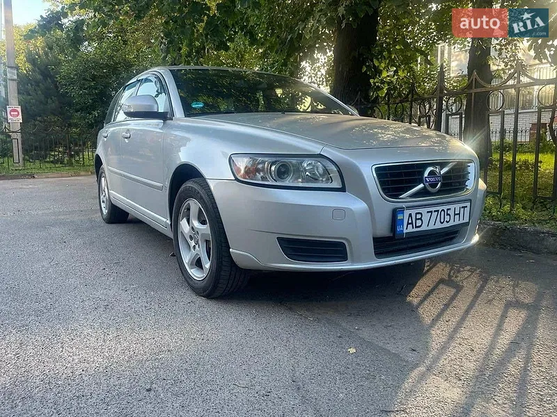 Volvo V50