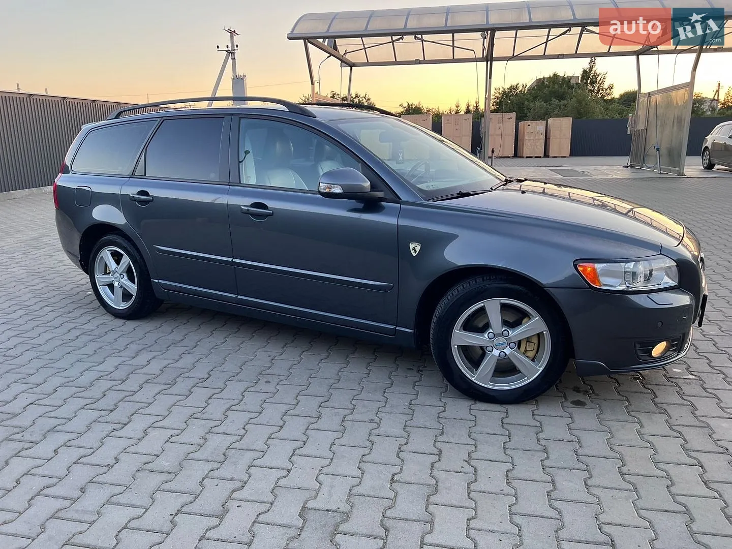 2010 Volvo V50 - мініатюра 5