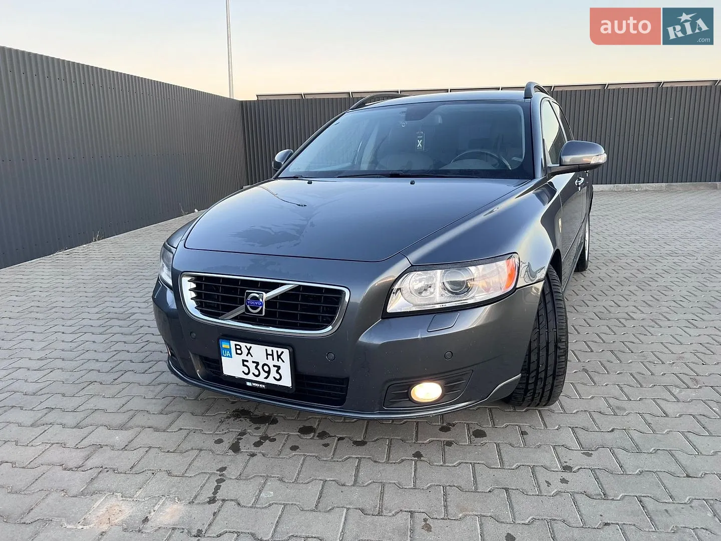 2010 Volvo V50 - мініатюра 2