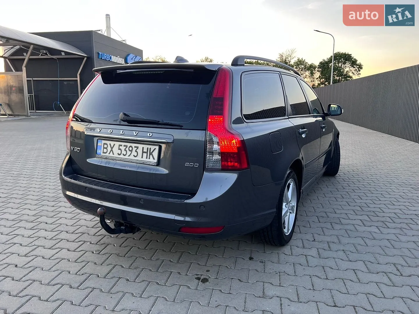 2010 Volvo V50 - мініатюра 7