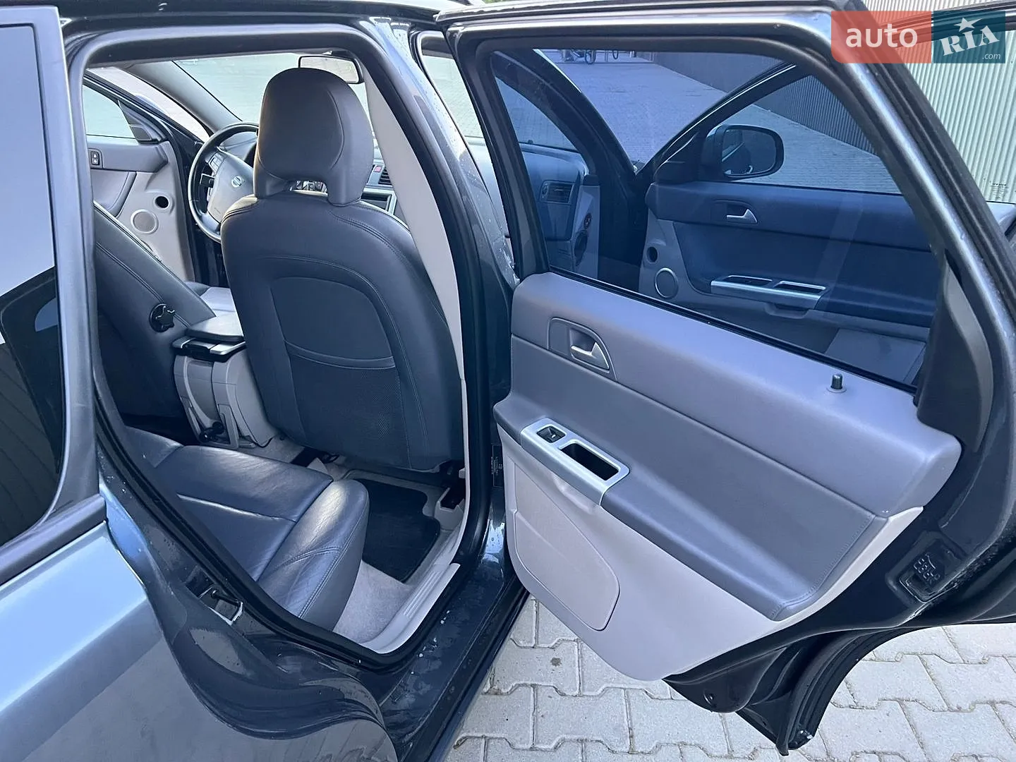 2010 Volvo V50 - мініатюра 24