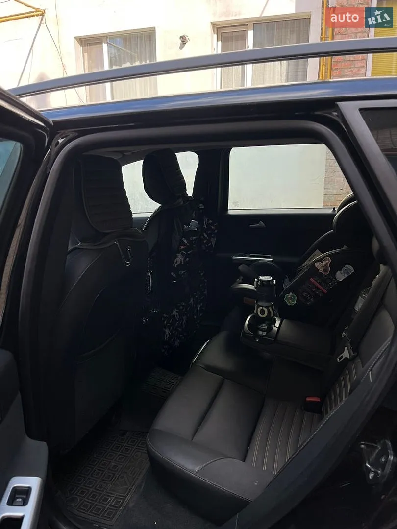 2010 Volvo V50 - мініатюра 8