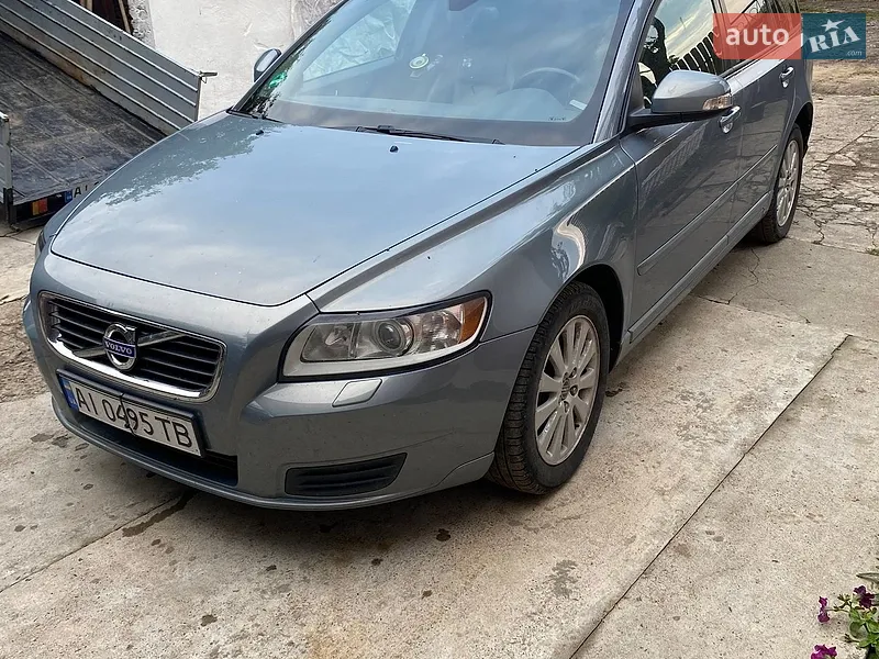 Volvo V50 2011