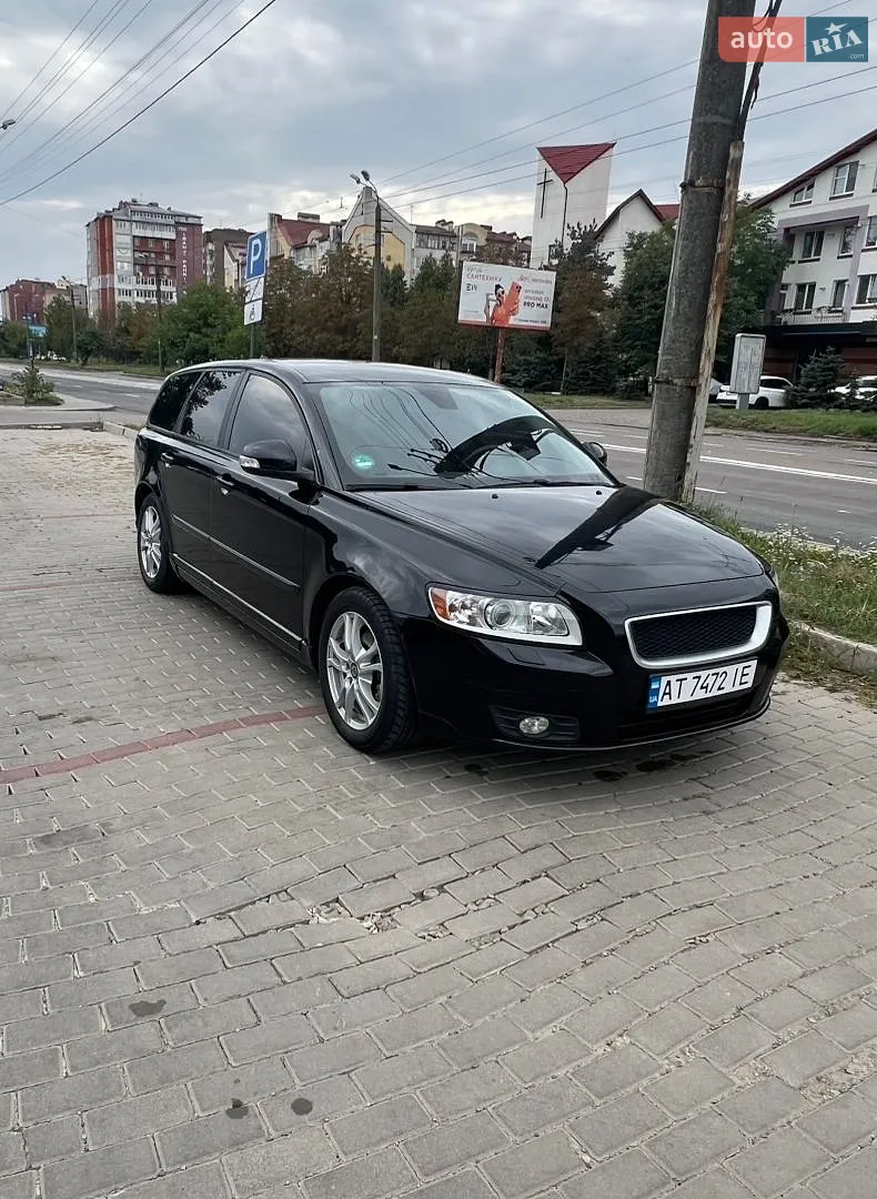 2011 Volvo V50 - фото 1