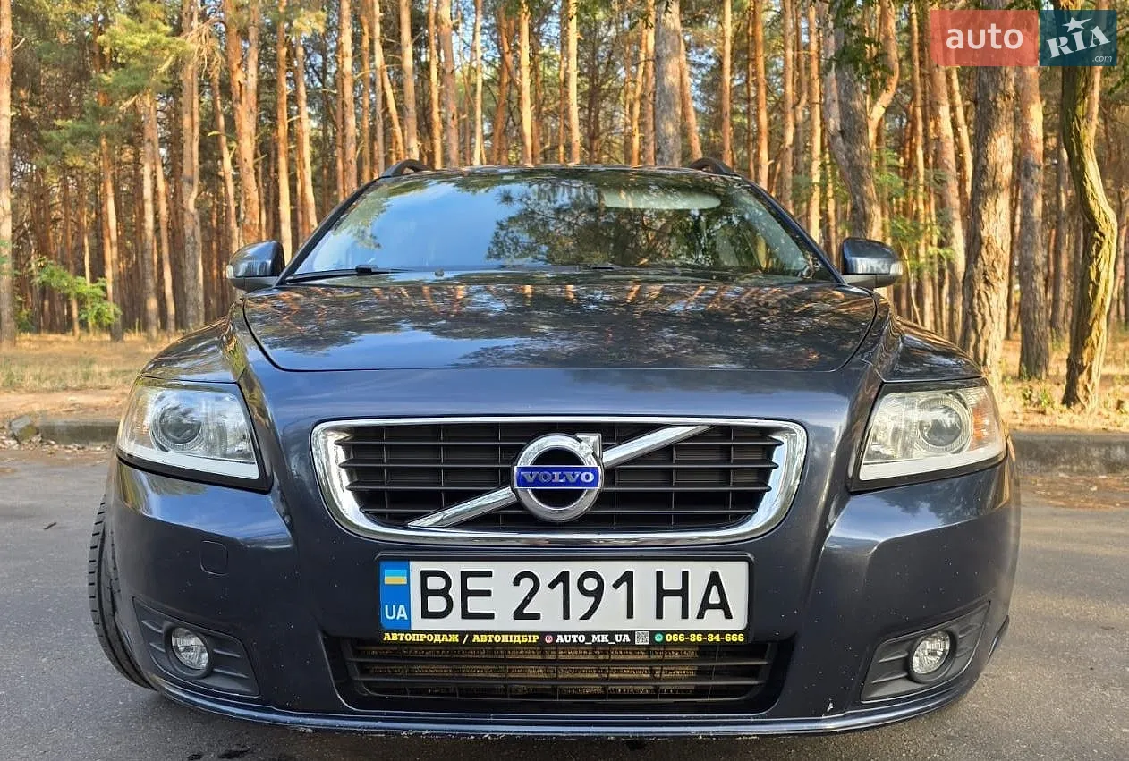 2011 Volvo V50 - фото 1