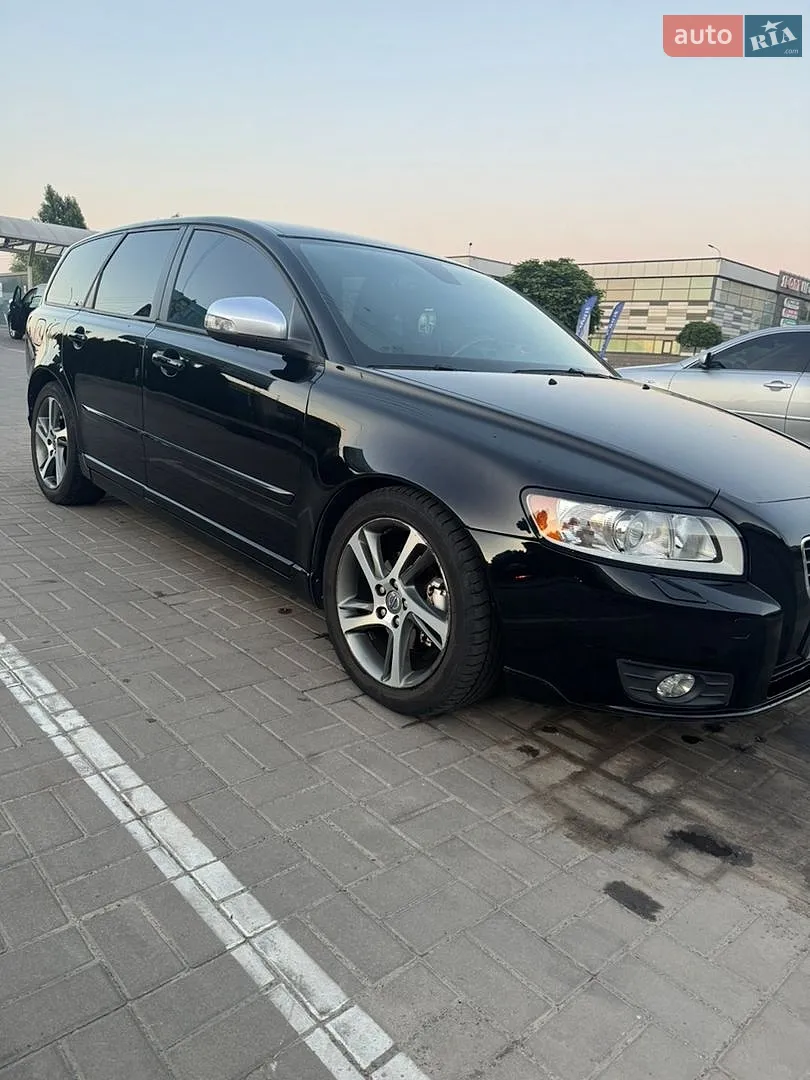 2011 Volvo V50 - фото 1