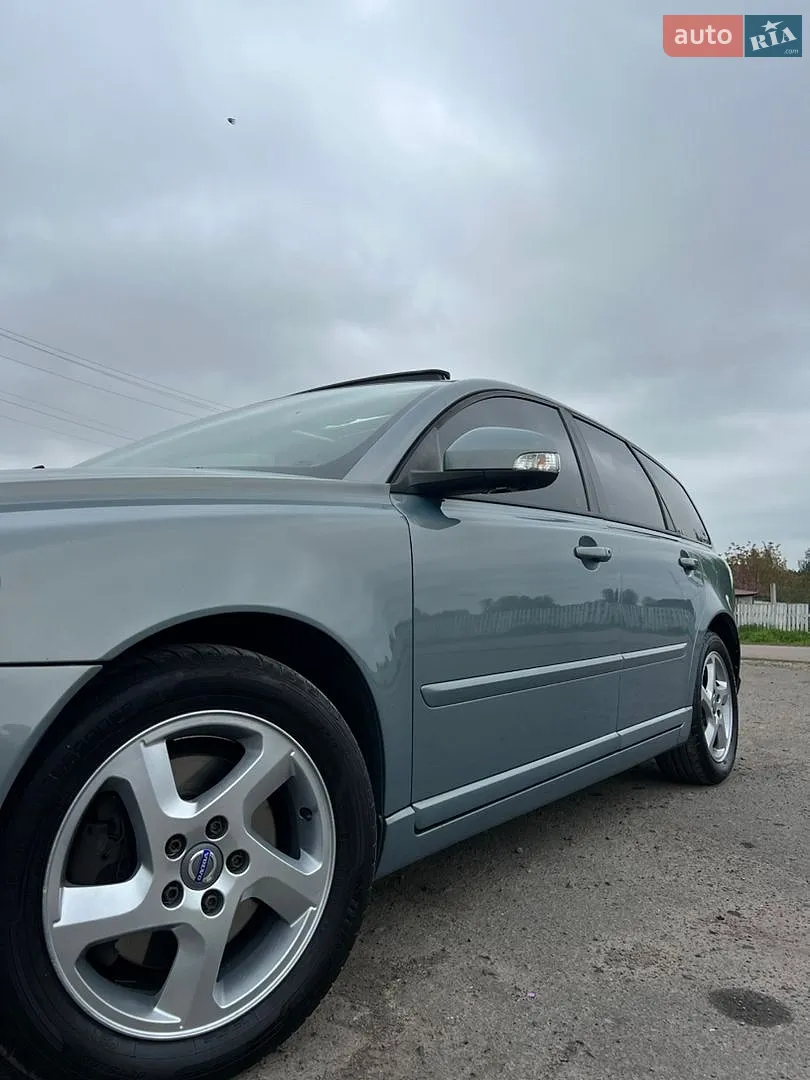 2011 Volvo V50 - мініатюра 3