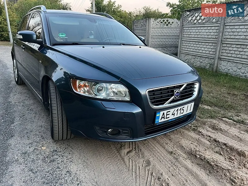 Volvo V50 2009