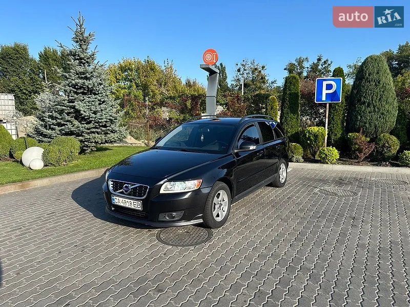 Volvo V50