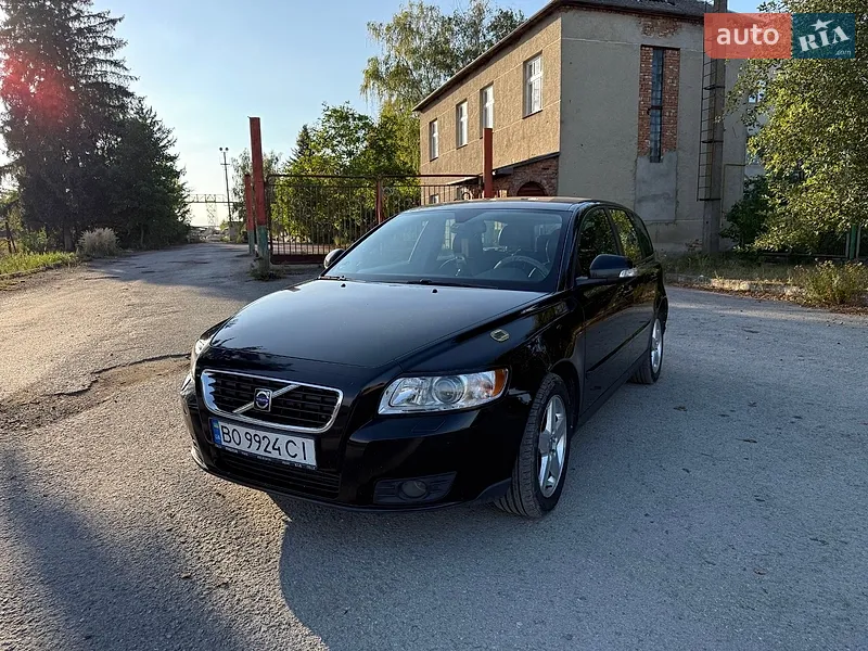 Volvo V50