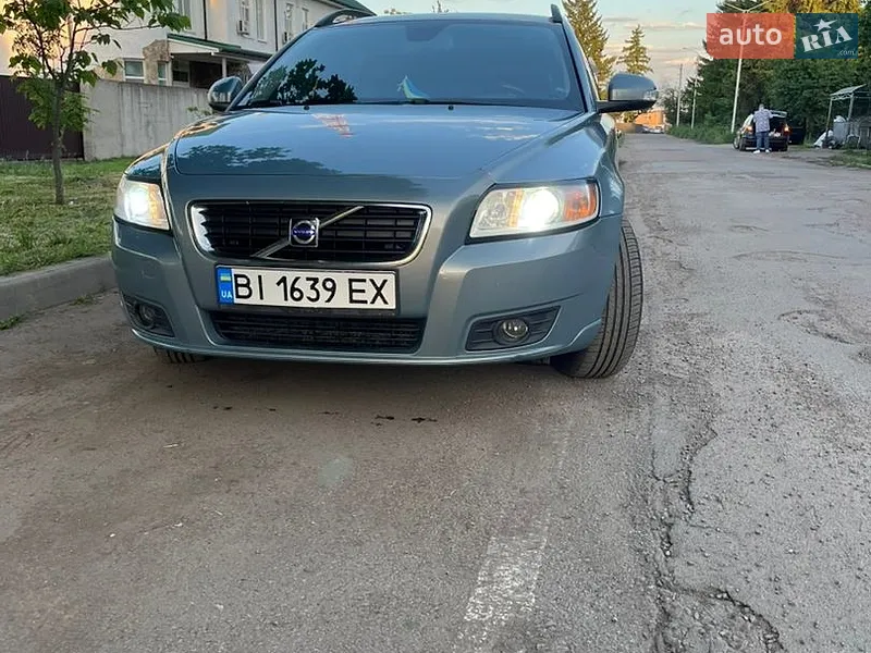 Volvo V50