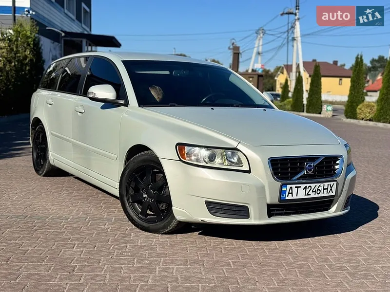Volvo V50 2010