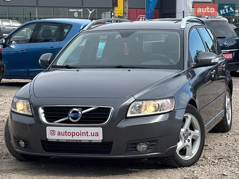 Volvo V50