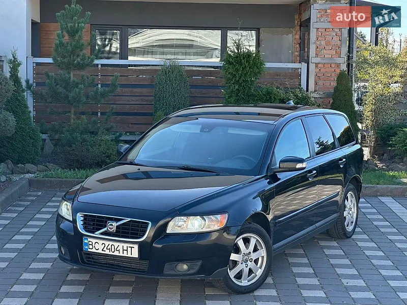 Volvo V50