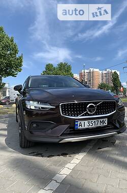 Універсал Volvo V60 Cross Country 2020 в Одесі