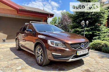 Универсал Volvo V60 Cross Country 2016 в Черкассах