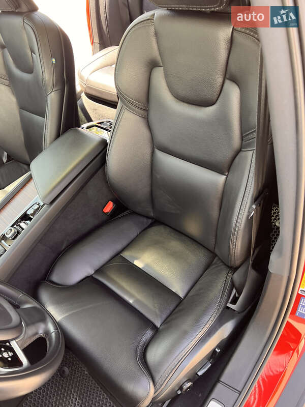 Универсал Volvo V60 Cross Country 2019 в Киеве фото 26 Универсал Volvo V60 Cross Country 2019 в Киеве