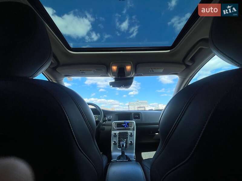 Універсал Volvo V60 Cross Country 2016 в Житомирі фото 7 Універсал Volvo V60 Cross Country 2016 в Житомирі