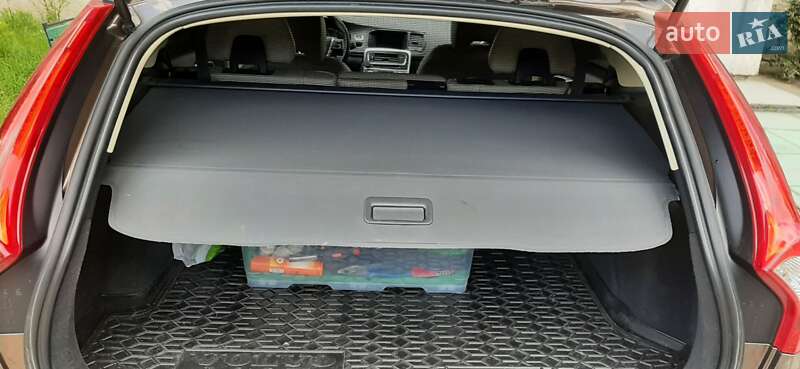 Універсал Volvo V60 Cross Country 2017 в Шептицькому фото 33 Універсал Volvo V60 Cross Country 2017 в Шептицькому