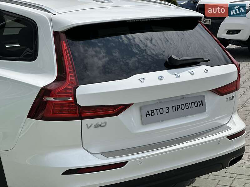 Универсал Volvo V60 Cross Country 2020 в Хмельницком
