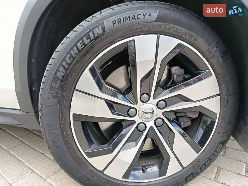 Універсал Volvo V60 Cross Country 2020 в Києві
