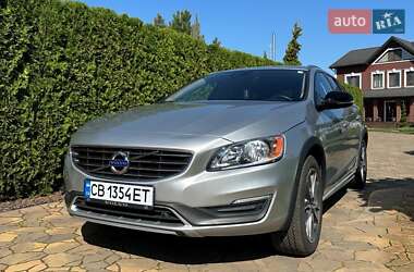 Универсал Volvo V60 Cross Country 2016 в Чернигове
