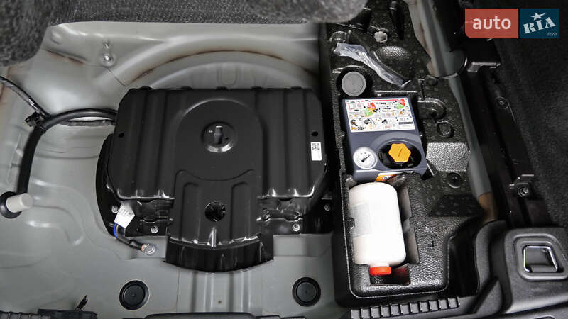 Універсал Volvo V60 Cross Country 2020 в Львові фото 71 Універсал Volvo V60 Cross Country 2020 в Львові