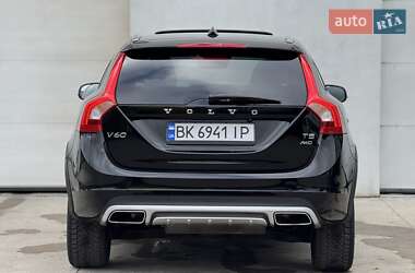 Універсал Volvo V60 Cross Country 2018 в 
