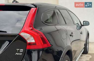 Універсал Volvo V60 Cross Country 2018 в 