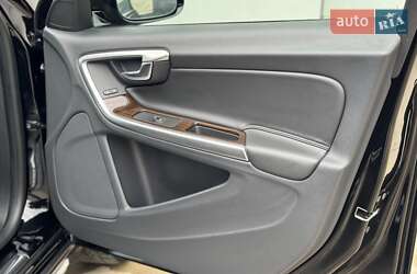 Універсал Volvo V60 Cross Country 2018 в 