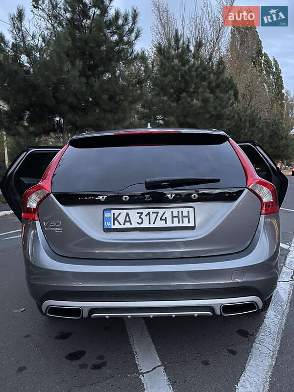 Универсал Volvo V60 Cross Country 2017 в Одессе фото 8 Универсал Volvo V60 Cross Country 2017 в Одессе