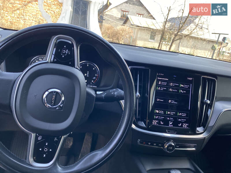 Універсал Volvo V60 Cross Country 2020 в Львові