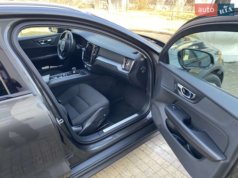 Універсал Volvo V60 Cross Country 2020 в Львові