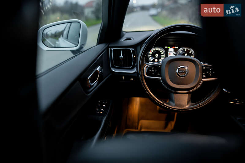Универсал Volvo V60 Cross Country 2019 в Львове фото 78 Универсал Volvo V60 Cross Country 2019 в Львове