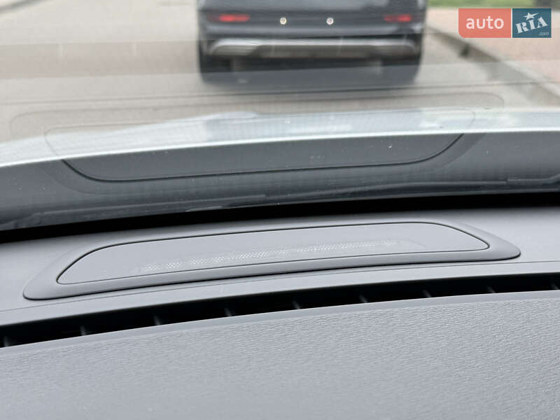 Універсал Volvo V60 Cross Country 2017 в Києві фото 76 Універсал Volvo V60 Cross Country 2017 в Києві