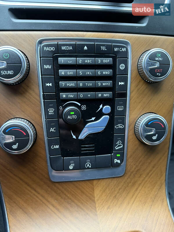 Универсал Volvo V60 Cross Country 2017 в Львове фото 23 Универсал Volvo V60 Cross Country 2017 в Львове