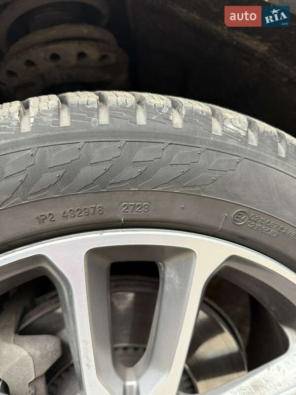 Универсал Volvo V60 Cross Country 2017 в Львове фото 28 Универсал Volvo V60 Cross Country 2017 в Львове