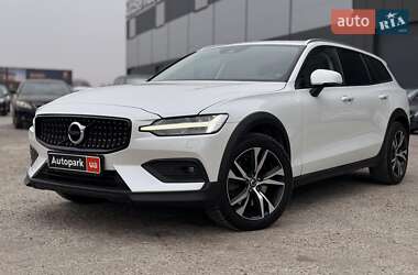 Универсал Volvo V60 Cross Country 2021 в Львове