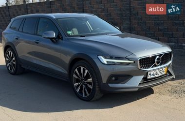 Універсал Volvo V60 Cross Country 2020 в Рівному
