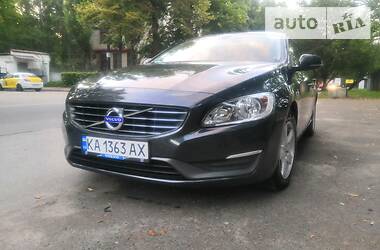 Универсал Volvo V60 2014 в Киеве