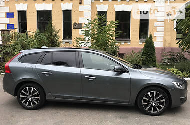 Универсал Volvo V60 2018 в Чернигове