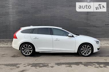 Универсал Volvo V60 2013 в Днепре