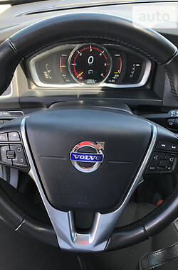 Универсал Volvo V60 2015 в Золочеве